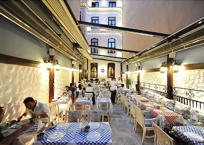 Hotell Sarnic Butik 3*